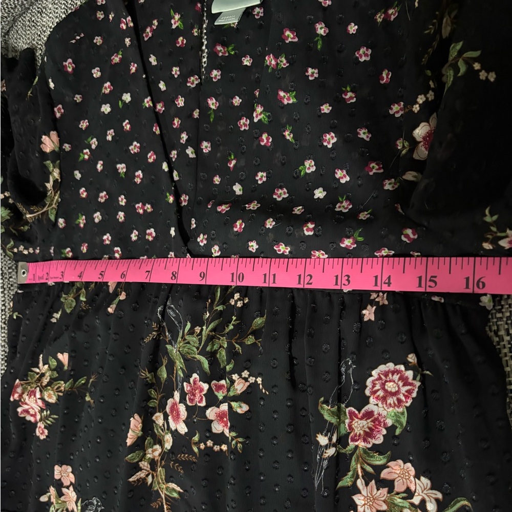 Anthropologie Maeve Steffy Bell Sleeve Black Floral Top Size XS - Picture 6 of 13
